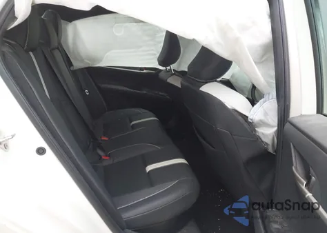 2025 Toyota Camry Se z USA, uszkodzony, nr VIN 4T1DBADK8SU002048